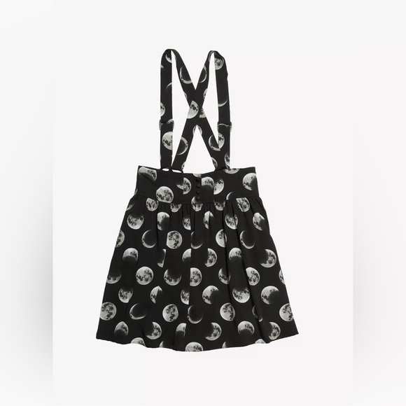 NWOT Hot Topic Bewitching Moon Phase Suspender Skirt Size Small - Picture 1 of 9